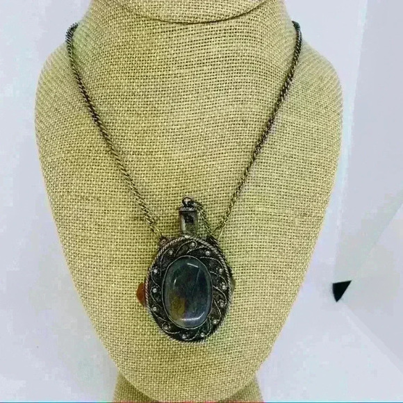 VTG Tibetan silver prayer stones locket necklace
